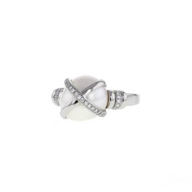 Fred Baie des Anges ring in platinium,  pearl and diamonds