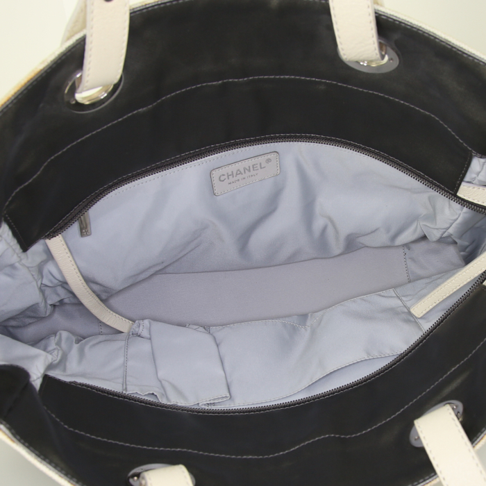 Sac cabas Chanel Paris-Biarritz en toile mordorée et crème - Detail D2