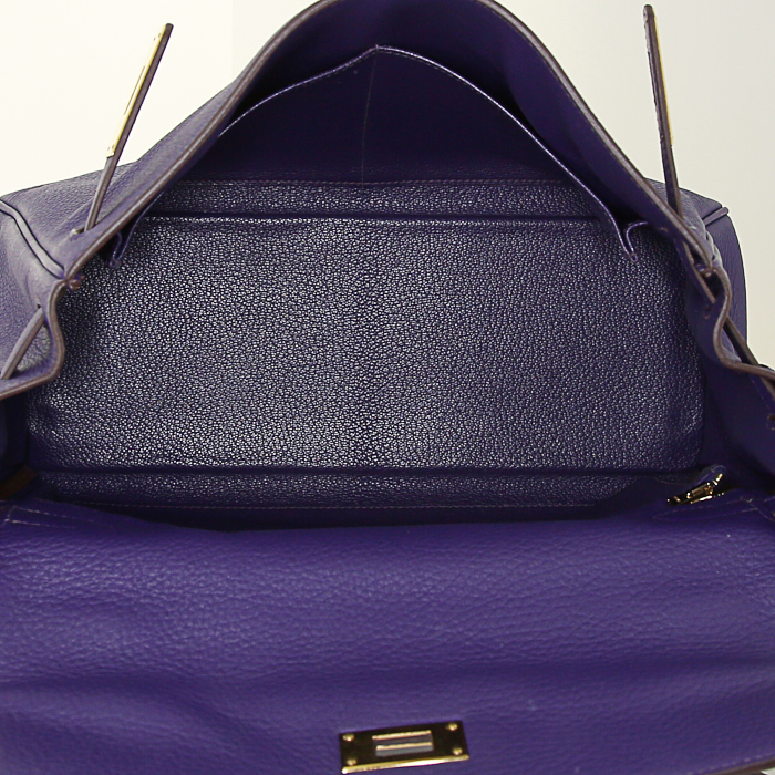 Sac à main Hermes Kelly 32 cm en cuir togo violet Iris - Detail D3