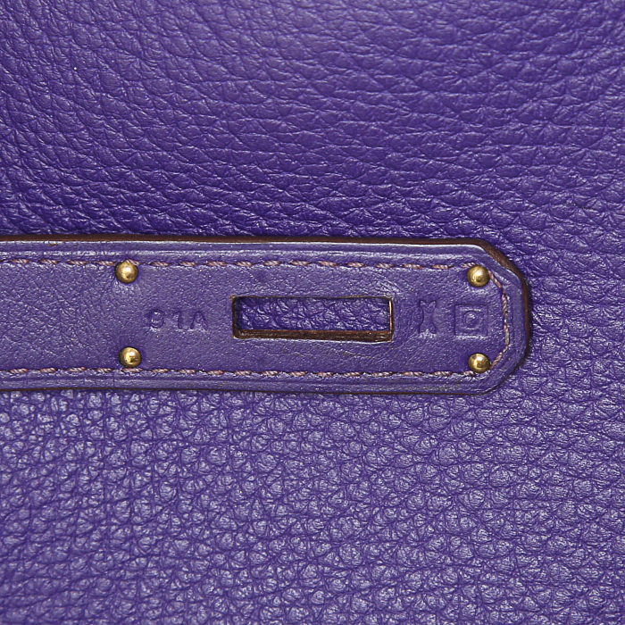 Bolso de mano Hermes Kelly 32 cm en cuero togo violeta Iris - Detail D5
