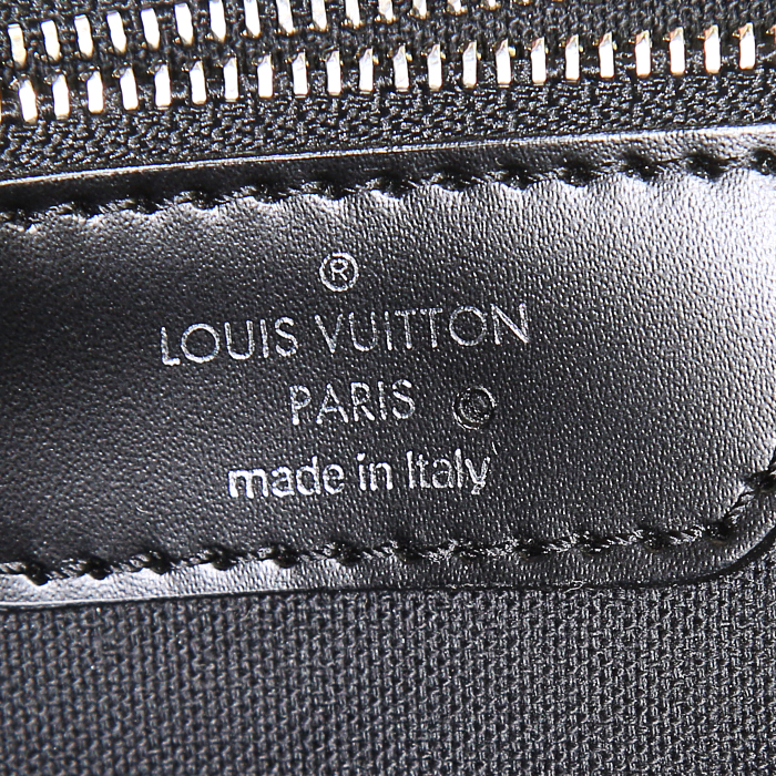 Sac bandoulière Louis Vuitton Viktor en cuir taiga gris anthracite et toile vert-foncé - Detail D3
