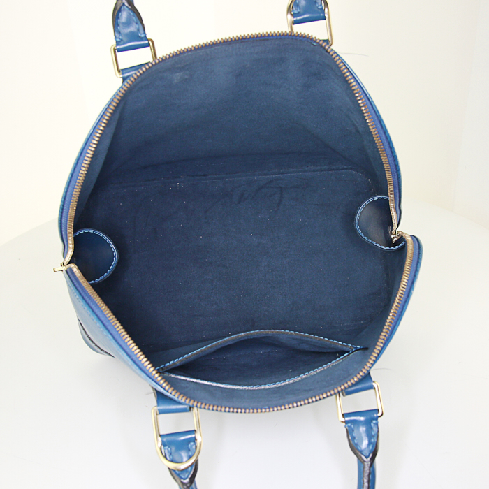 Sac à main Louis Vuitton Alma en cuir épi bleu - Detail D2