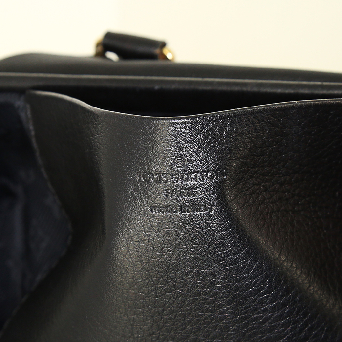 Sac à main Louis Vuitton Louis Vuitton Editions Limitées en cuir noir - Detail D3