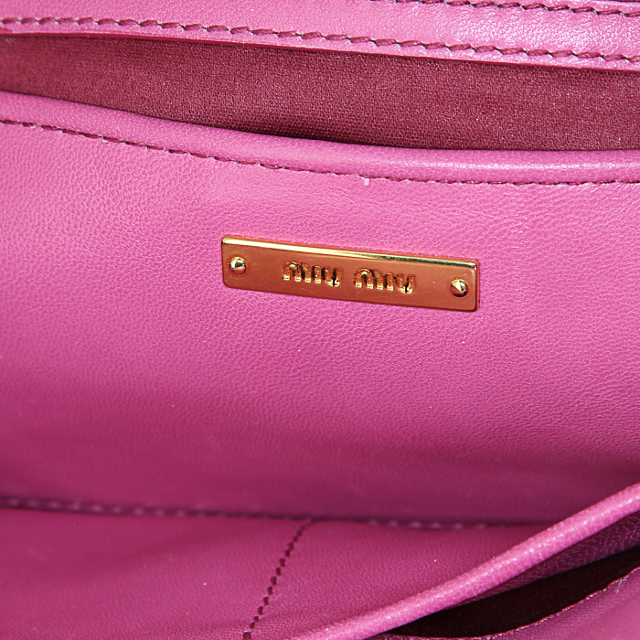 Borsa a tracolla Miu Miu Matelassé in pelle trapuntata rosa - Detail D4