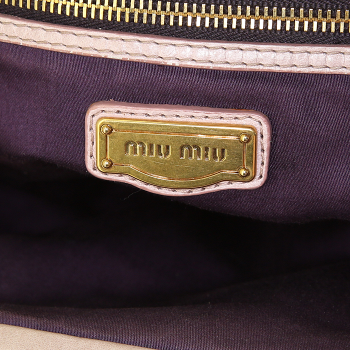Miu Miu Matelassé handbag mauve quilted leather - Detail D4