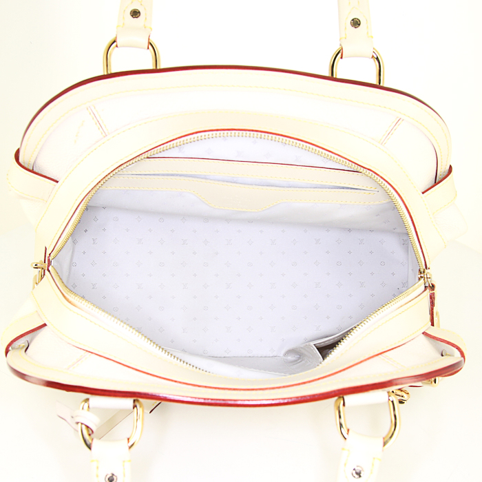 Bolso de mano Louis Vuitton Le Radieux en cuero color crema - Detail D2