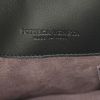 Bottega Veneta Olimpia handbag in anthracite grey intrecciato leather - Detail D3 thumbnail
