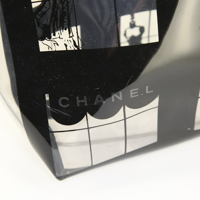Chanel shopping bag in transparent and black resin - Detail D3