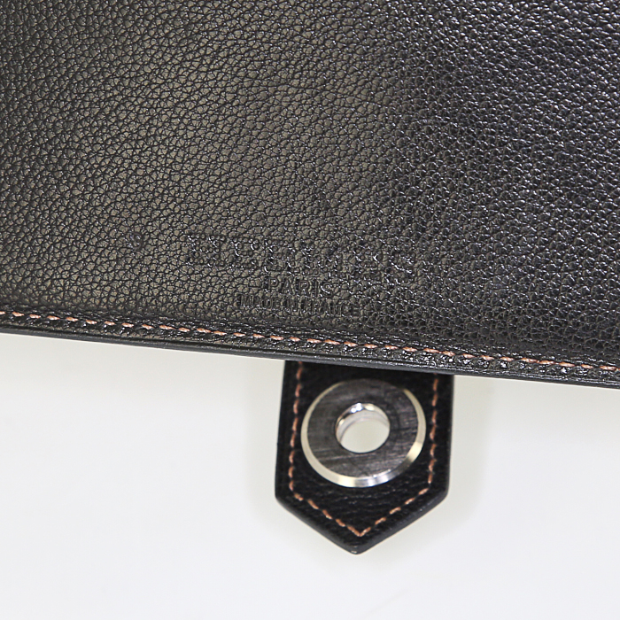 Hermès wallet in black grained leather - Detail D3