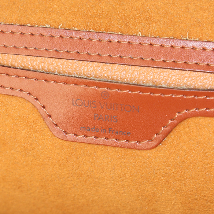 Sac à dos Louis Vuitton Mabillon en cuir épi marron - Detail D3