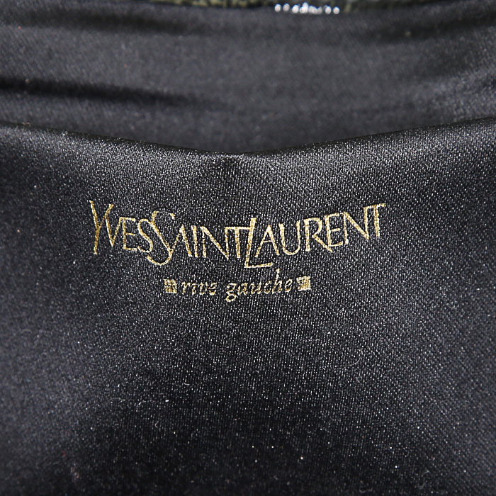 Pochette Yves Saint Laurent Belle de Jour en cuir vernis noir - Detail D3