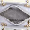 Bolso de mano Dior Lady Dior modelo mediano en cuero cannage gris perla - Detail D3 thumbnail