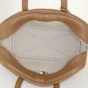 Hermes Victoria handbag in brown togo leather - Detail D2 thumbnail