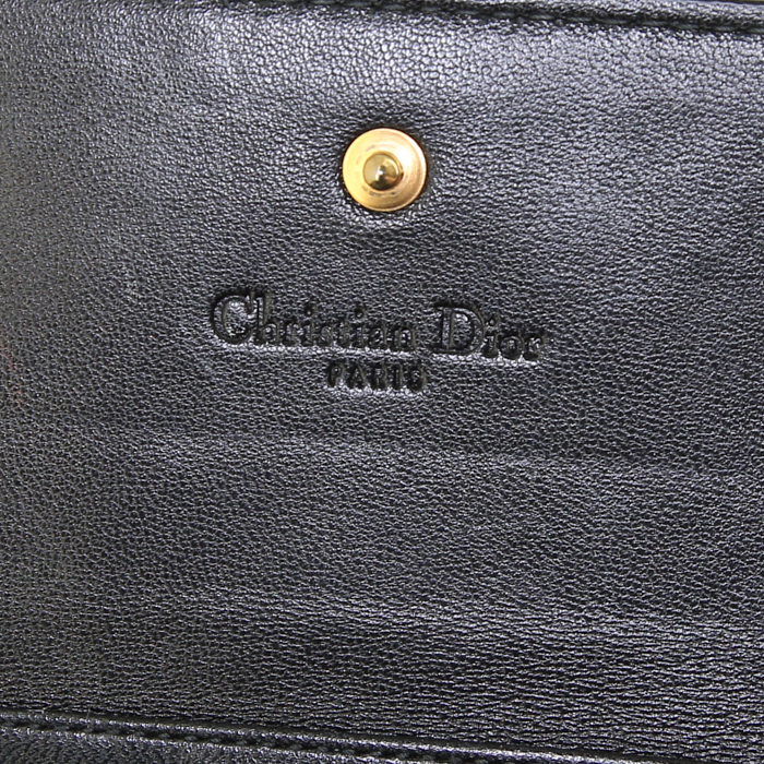 Bolsito de mano Dior Cannage en cuero acolchado negro - Detail D3