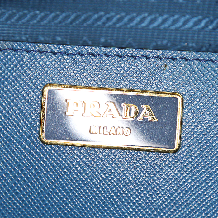 Sac à main Prada Galleria grand modèle en cuir saffiano deux tons bleu et bleu-foncé - Detail D3