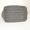 Saint Laurent Overseas handbag in grey suede - Detail D4 thumbnail