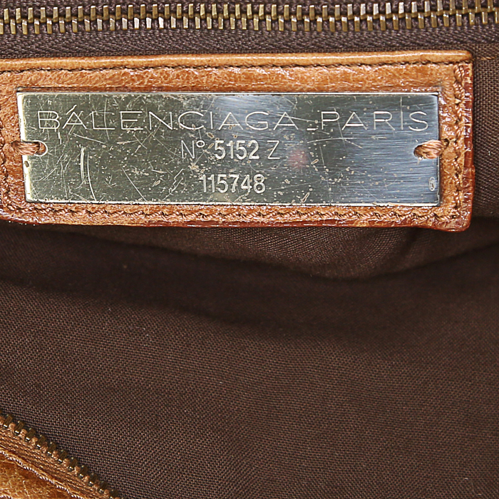Balenciaga Classic City handbag in brown leather - Detail D4