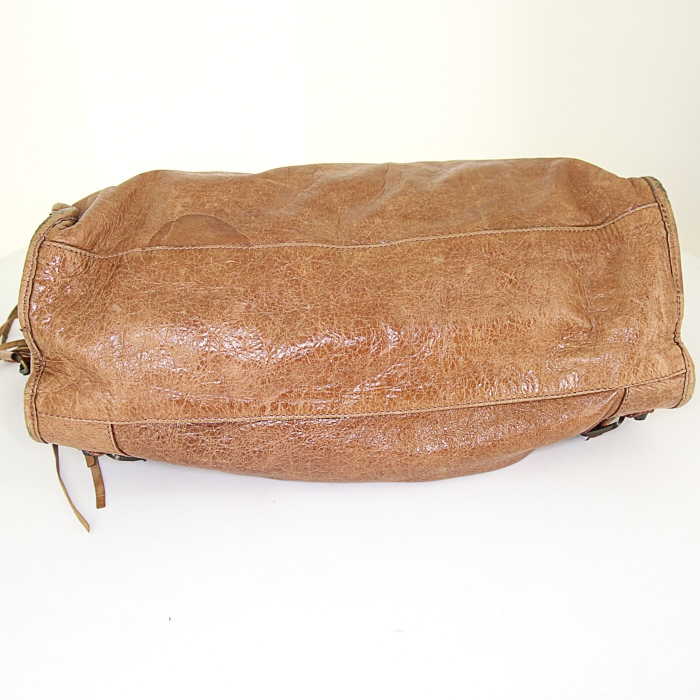Balenciaga Classic City handbag in brown leather - Detail D5