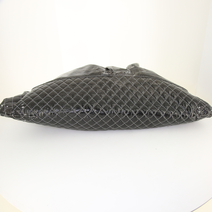 Bolso Cabás Chanel Grand Shopping en charol degradado gris y blanco y cuero acolchado gris Ardoise - Detail D4