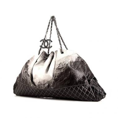 Shopping bag Chanel Grand Shopping in pelle verniciata grigia e bianca e pelle trapuntata grigio Ardoise