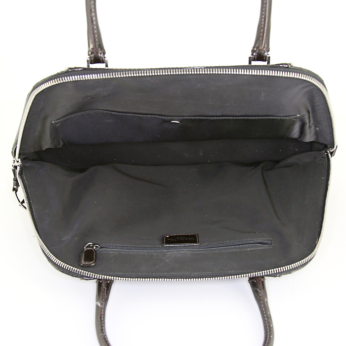 Borsa Dior Cadillac in pelle trapuntata nera con motivo a fori e pelle verniciata nera - Detail D2