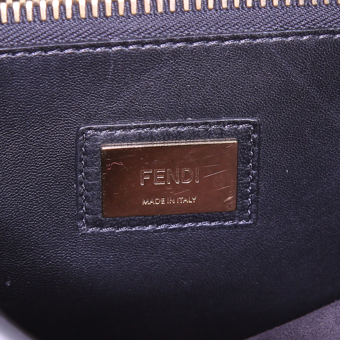 Bolso de mano Fendi Peekaboo modelo mediano en cuero negro - Detail D5