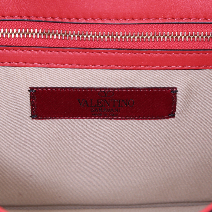 Valentino Rockstud shoulder bag in red leather - Detail D4