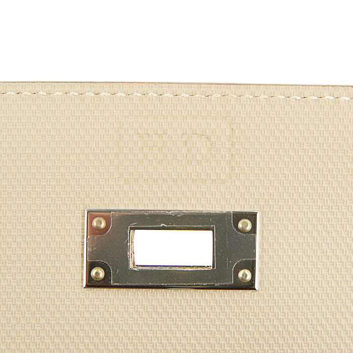 Bolso de mano Hermès Kelly Ghillies en cuero swift gris tórtola - Detail D4