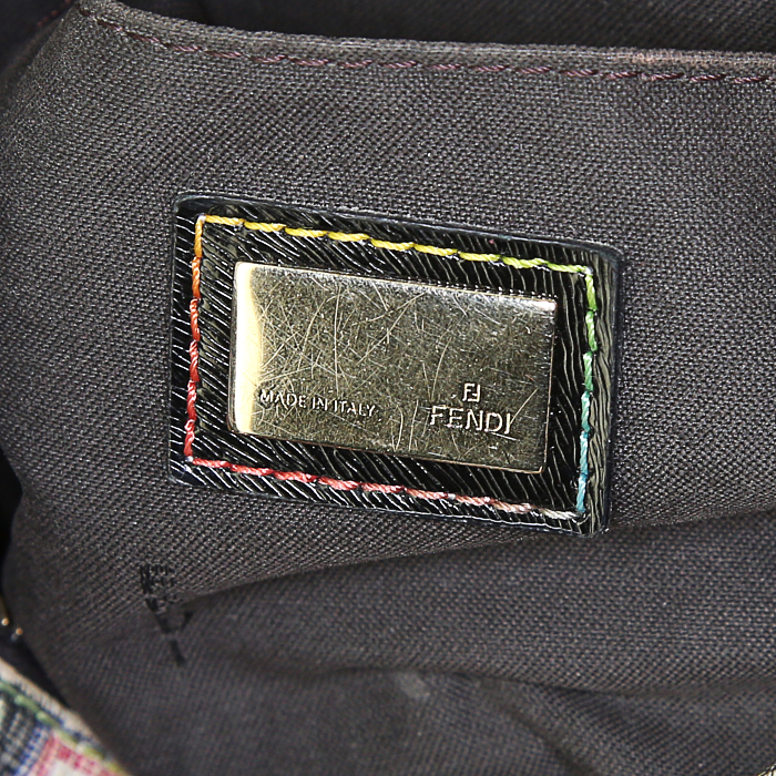 Fendi handbag in black, pink and blue multicolor monogram canvas and black patent leather - Detail D3