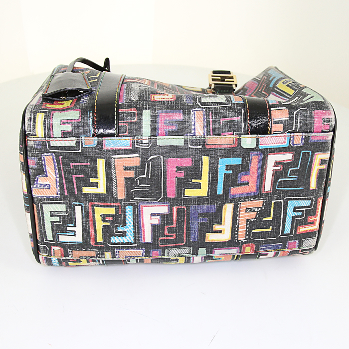 Fendi handbag in black, pink and blue multicolor monogram canvas and black patent leather - Detail D4