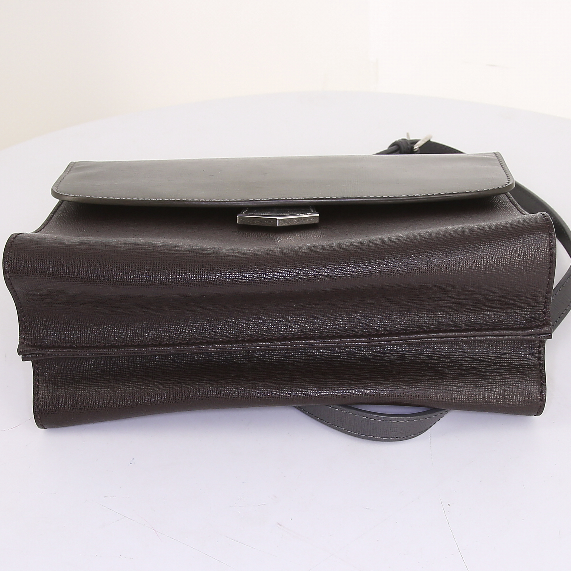 Sac bandoulière Fendi Demi Jour en cuir multicolore argenté , marron rose et gris - Detail D5