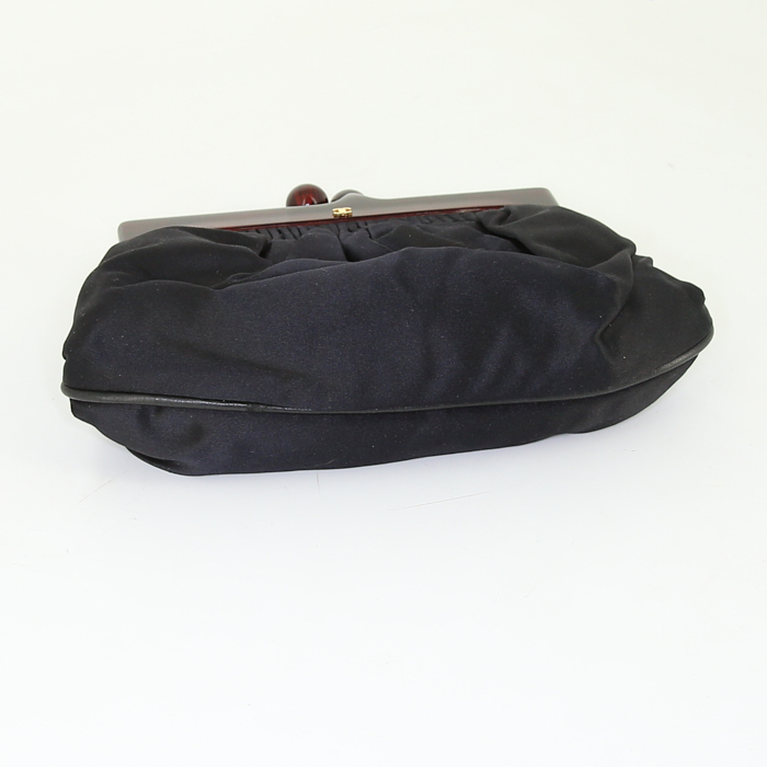 Chanel Vintage clutch in black satin - Detail D5