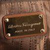 Bolso de mano Salvatore Ferragamo en cuero marrón - Detail D4 thumbnail