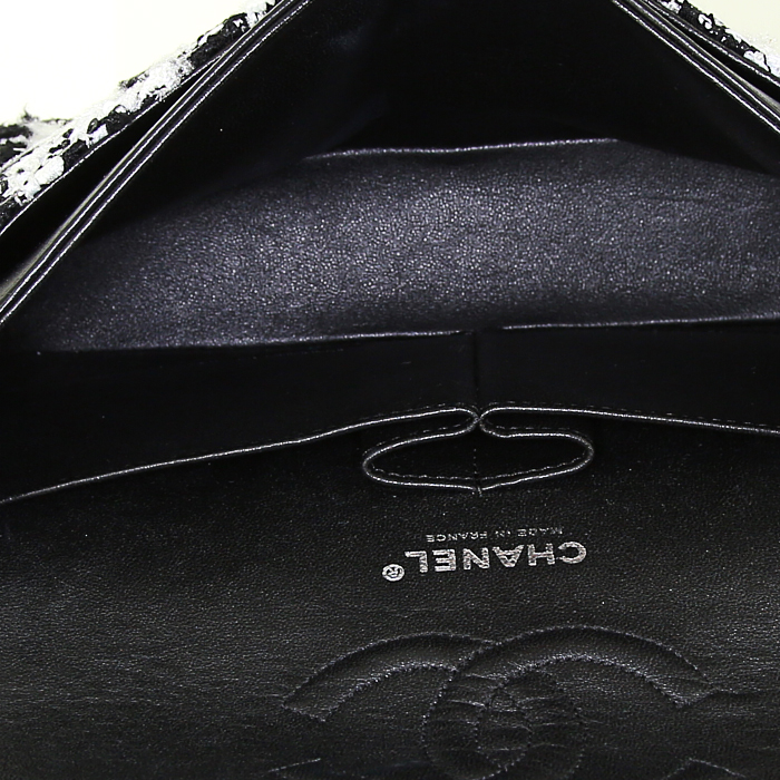 Borsa Chanel Timeless in tweed nero e bianco - Detail D4