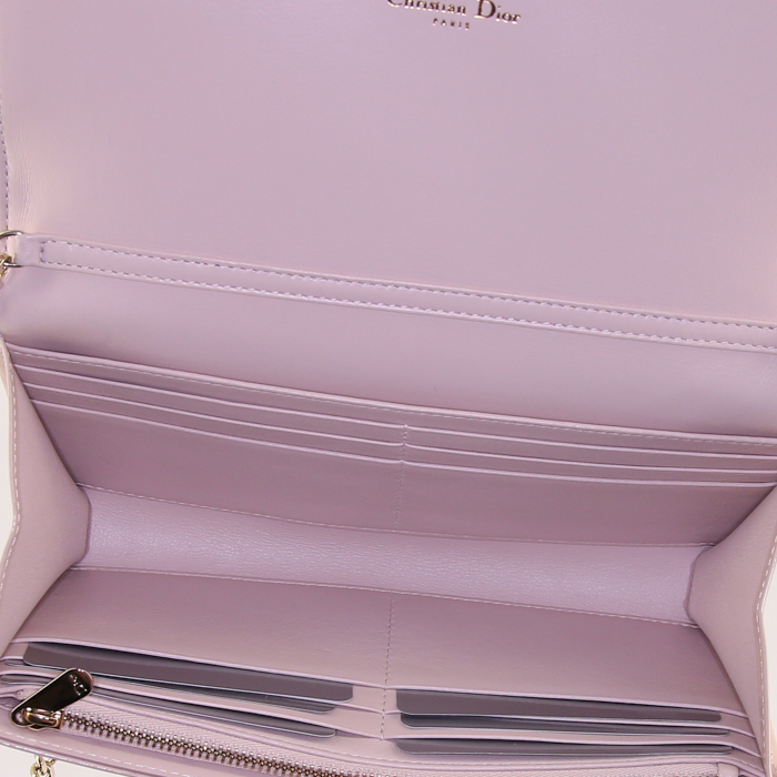 Pochette Dior Diorama Wallet on Chain in pelle verniciata rosa pallido - Detail D2