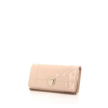 Pochette Dior Diorama Wallet on Chain in pelle verniciata rosa pallido