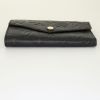 Louis Vuitton Joséphine wallet in black empreinte monogram leather - Detail D4 thumbnail