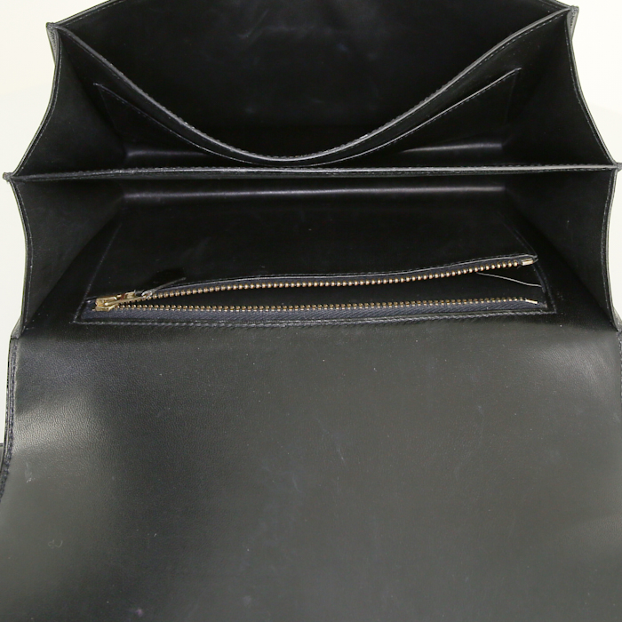Bolso de mano Hermes Constance en cuero box negro - Detail D3