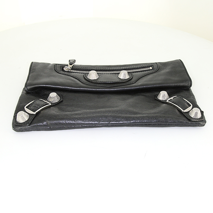 Pochette Balenciaga Classic City en cuir noir - Detail D4
