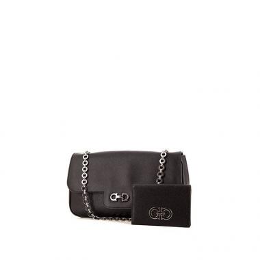 Bolso de mano Salvatore Ferragamo en cuero negro