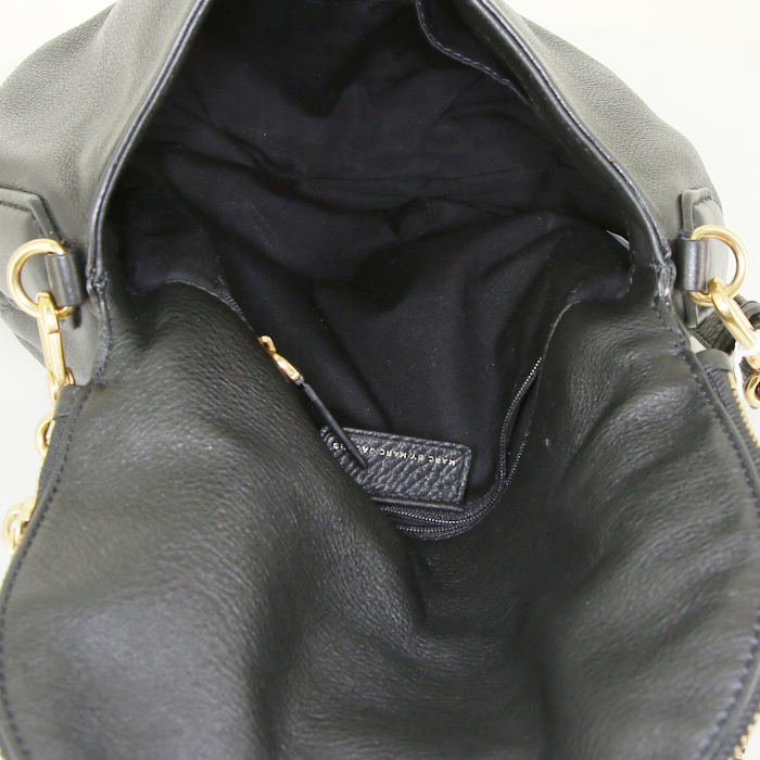 Marc Jacobs shoulder bag in black grained leather - Detail D3