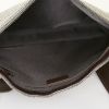 Bolso bandolera Gucci en lona Monogram revestida beige gris y cuero marrón - Detail D2 thumbnail