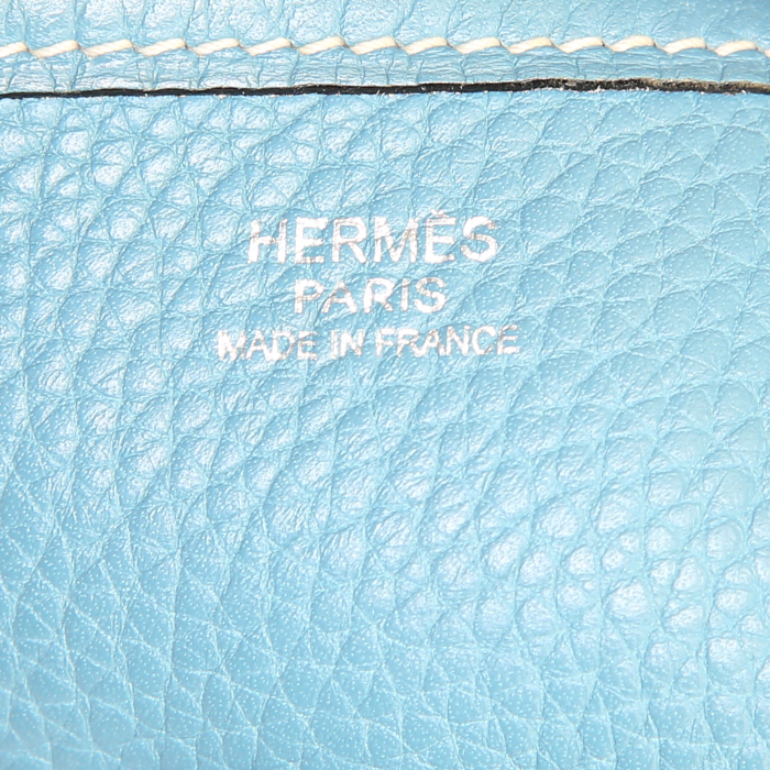 Hermes Evelyne shoulder bag in blue jean togo leather - Detail D3