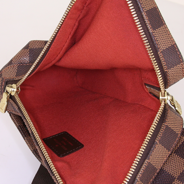 Pochette Louis Vuitton Geronimos in tela cerata con motivo a scacchi e pelle marrone - Detail D2