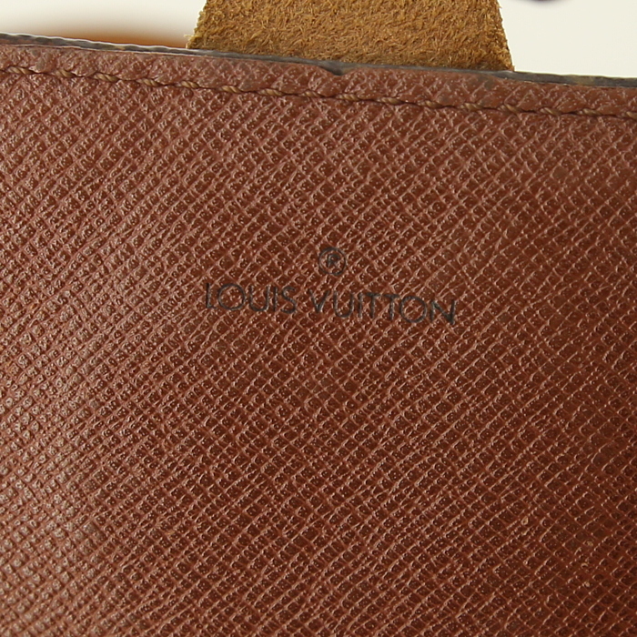 Bolso bandolera Louis Vuitton Cartouchiére en lona Monogram marrón y cuero natural - Detail D3