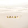 Chanel Vintage shoulder bag in beige satin - Detail D3 thumbnail