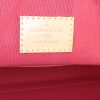 Borsa Louis Vuitton Alma modello grande in pelle verniciata monogram rosso ciliegia - Detail D3 thumbnail