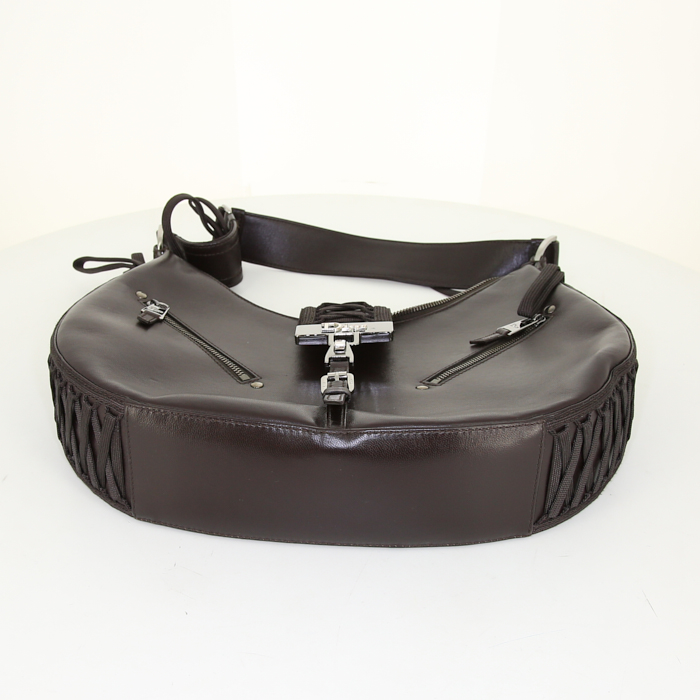 Sac à main Dior Street Chic en cuir marron - Detail D4