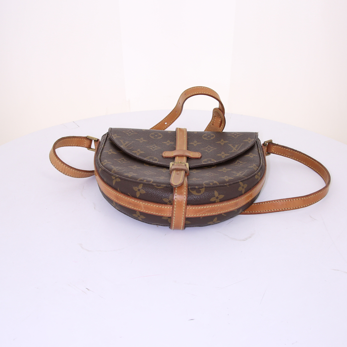 Borsa bisaccia Louis Vuitton Chantilly in tela monogram e pelle naturale - Detail D5