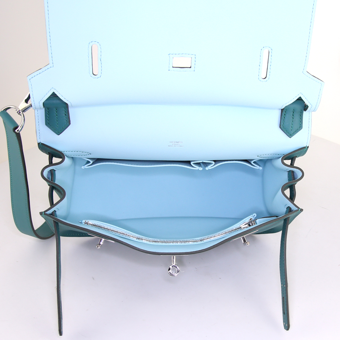 Borsa bisaccia Hermes Jypsiere modello piccolo in pelle Swift verde malachite - Detail D2